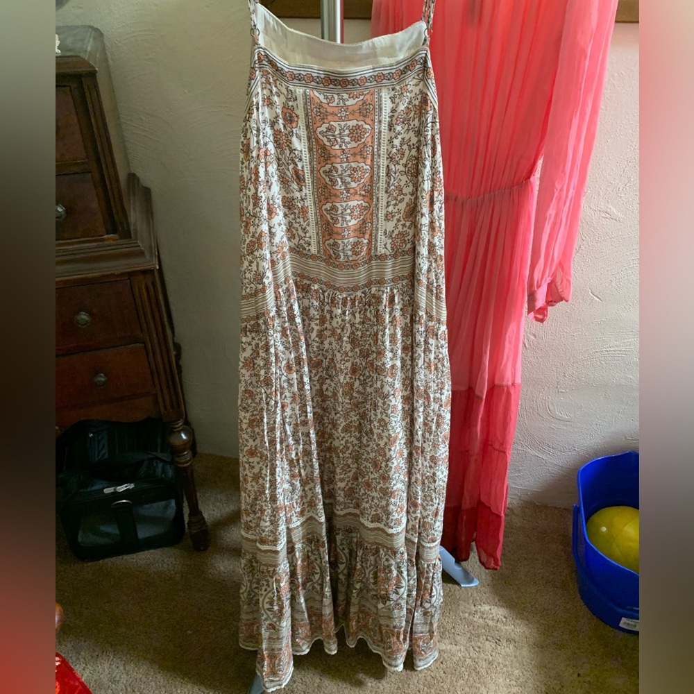 Spell and the Gypsy Summer strappy dress. Size small.